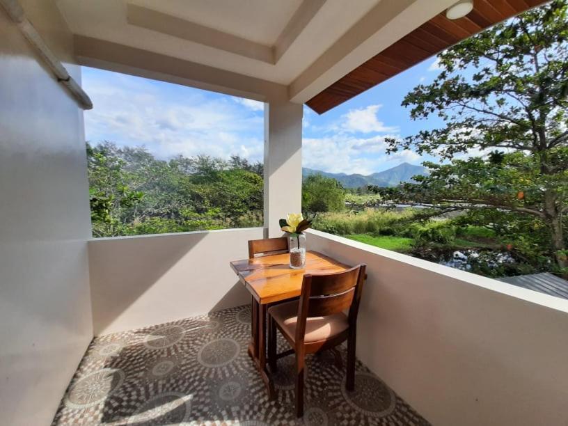 Youhan Beach Resort San Antonio  Exterior foto