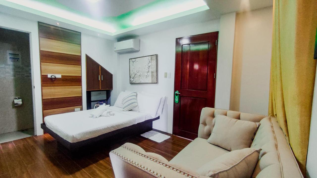 Youhan Beach Resort San Antonio  Exterior foto
