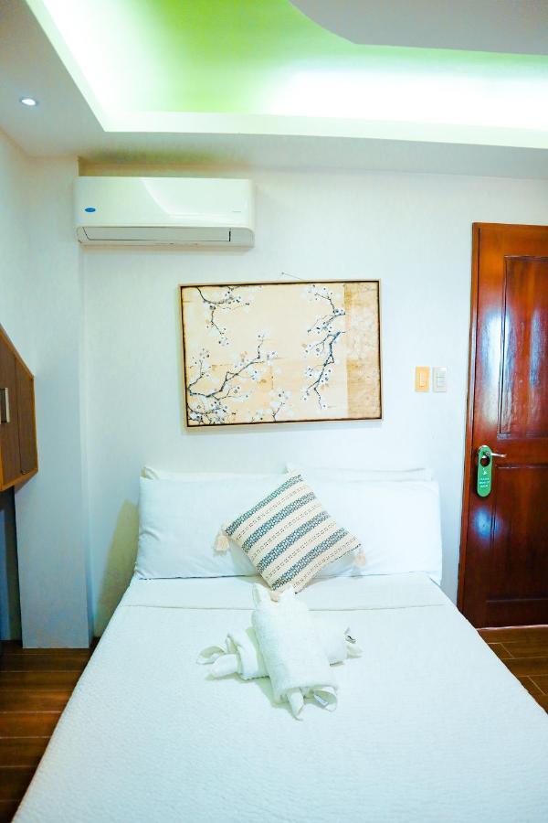 Youhan Beach Resort San Antonio  Exterior foto