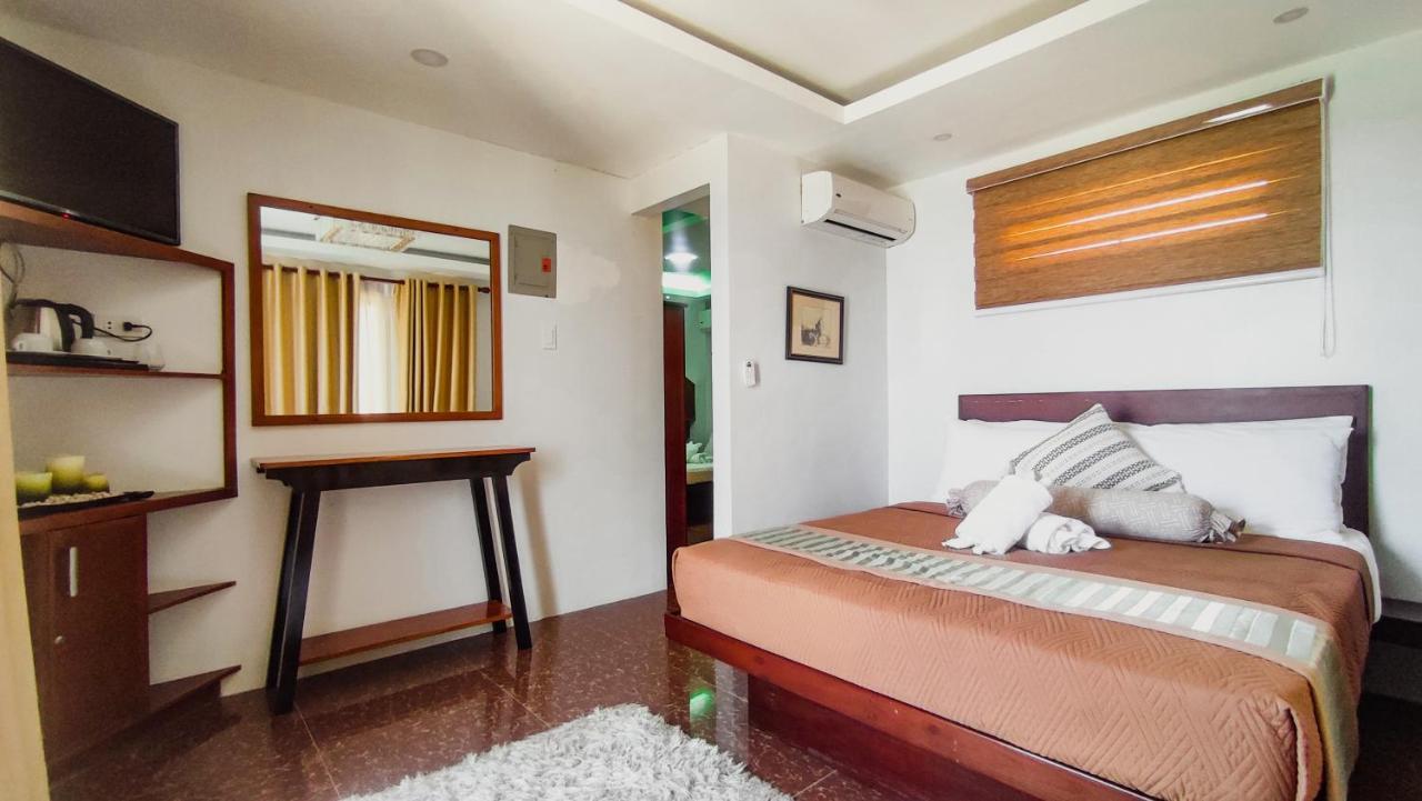 Youhan Beach Resort San Antonio  Exterior foto