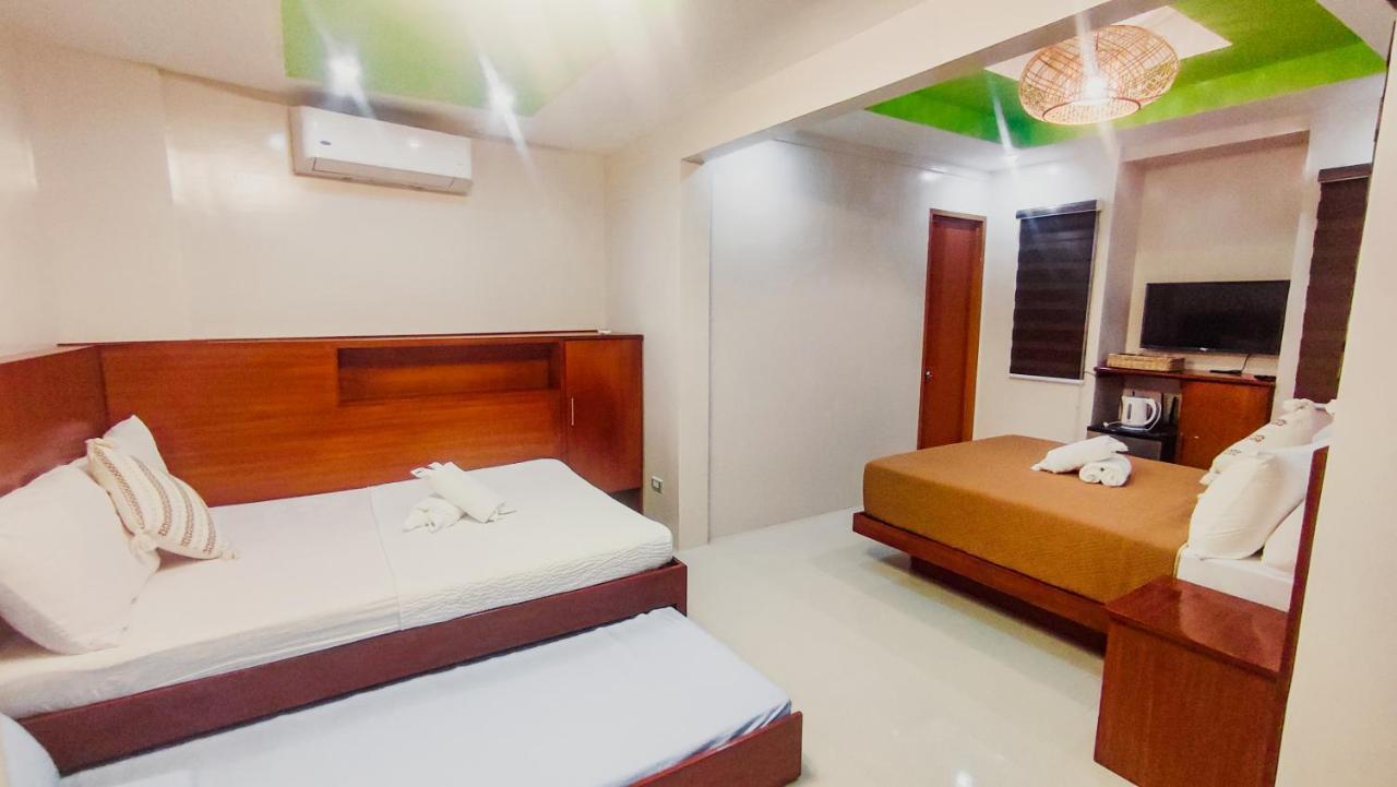 Youhan Beach Resort San Antonio  Exterior foto