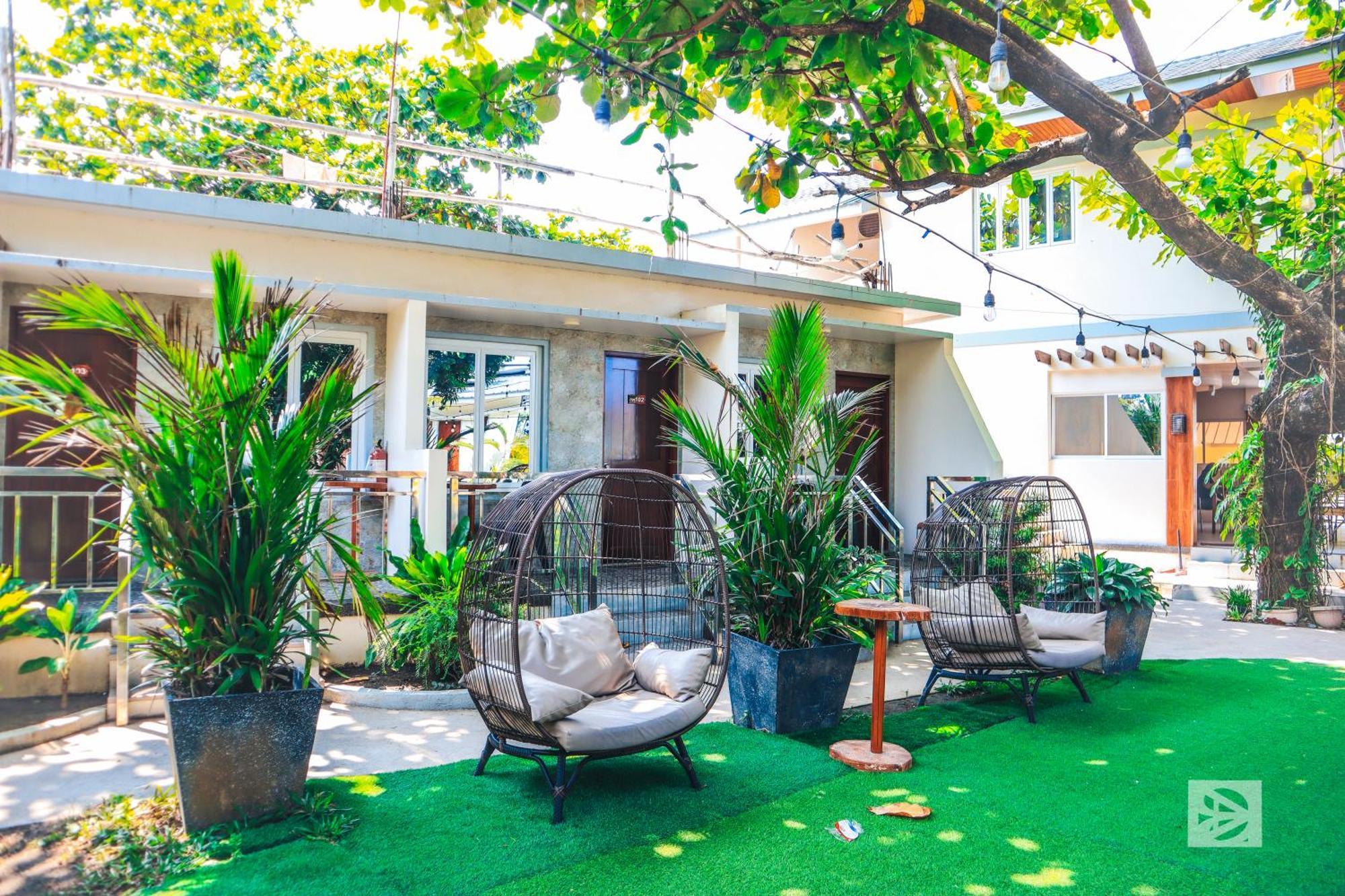 Youhan Beach Resort San Antonio  Exterior foto