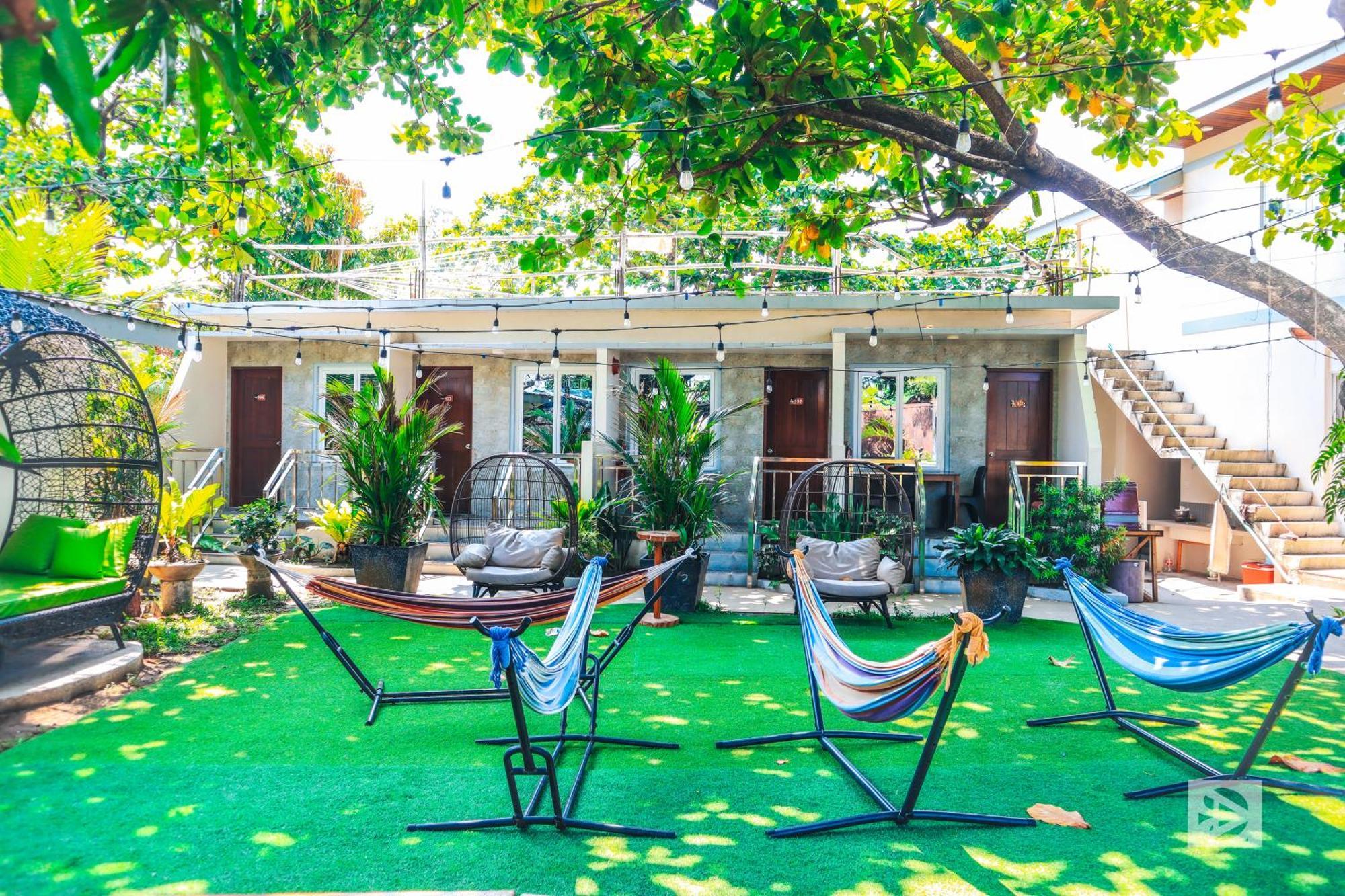 Youhan Beach Resort San Antonio  Exterior foto